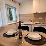 Kiwi דירה מוסטר